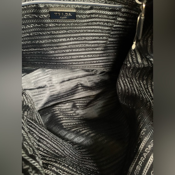 Authentic Prada Tessuto Stampato Blue Multicolor Nylon/Leather - Picture 9 of 10